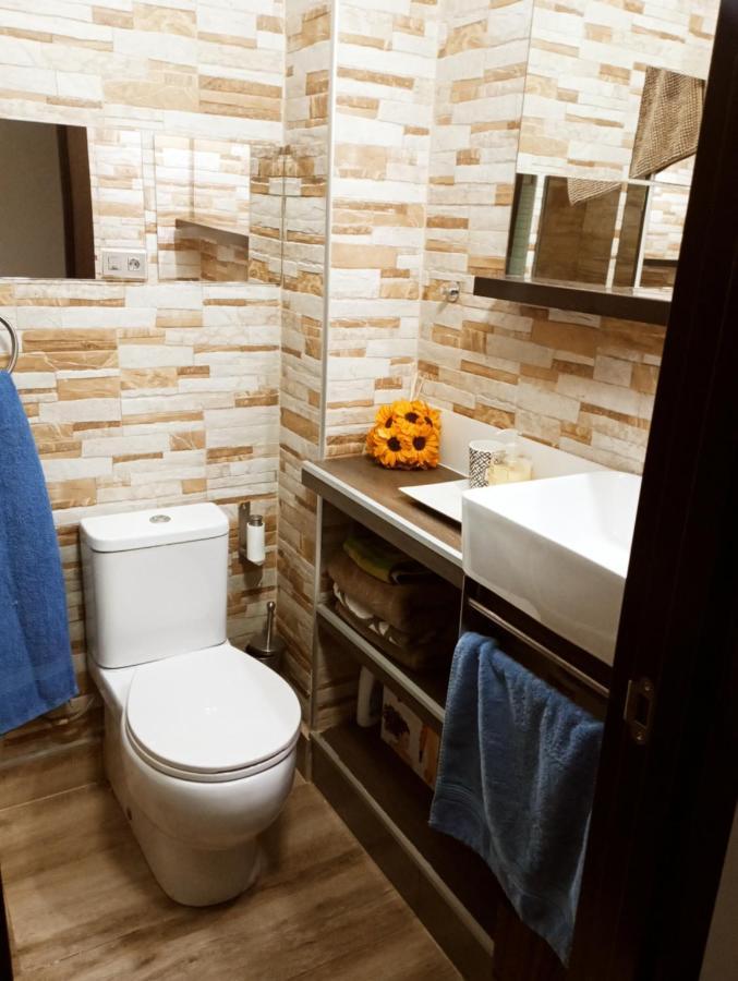 Precioso Apartamento 3 Habitaciones. Con Patio. Camas Exterior photo