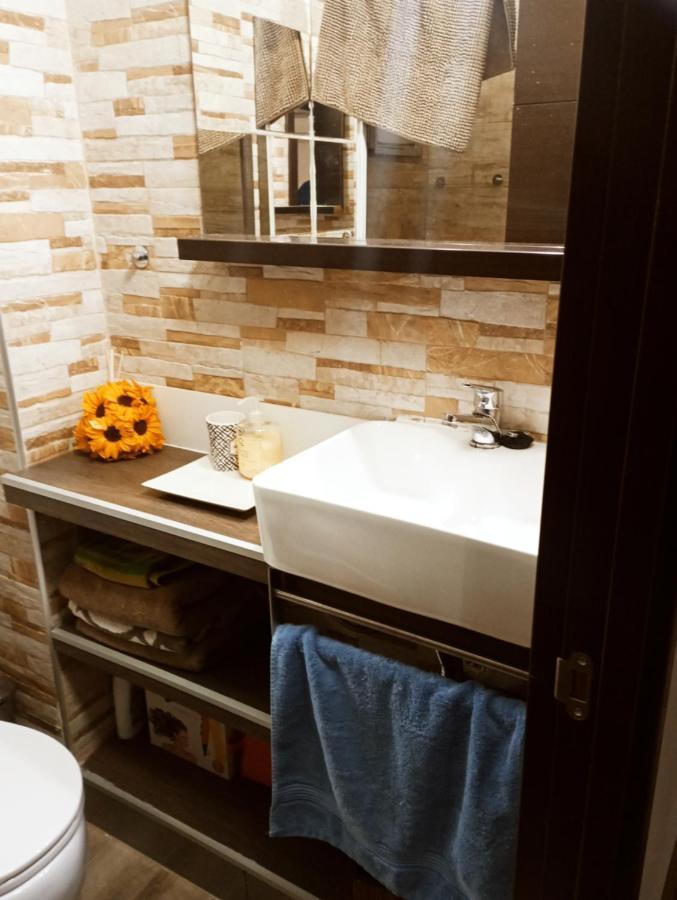 Precioso Apartamento 3 Habitaciones. Con Patio. Camas Exterior photo